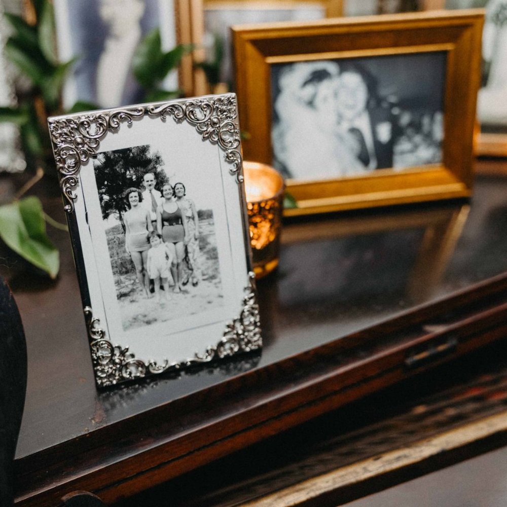 Set of 4 Silver and White Picture Frames